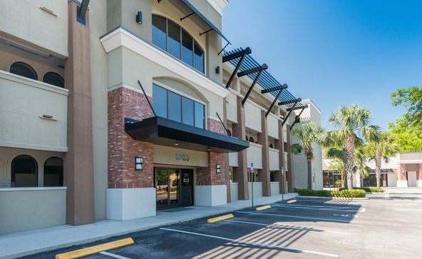 SAN JOSE PROFESSIONAL CENTER: 8823 San Jose Blvd, Jacksonville, FL 32217